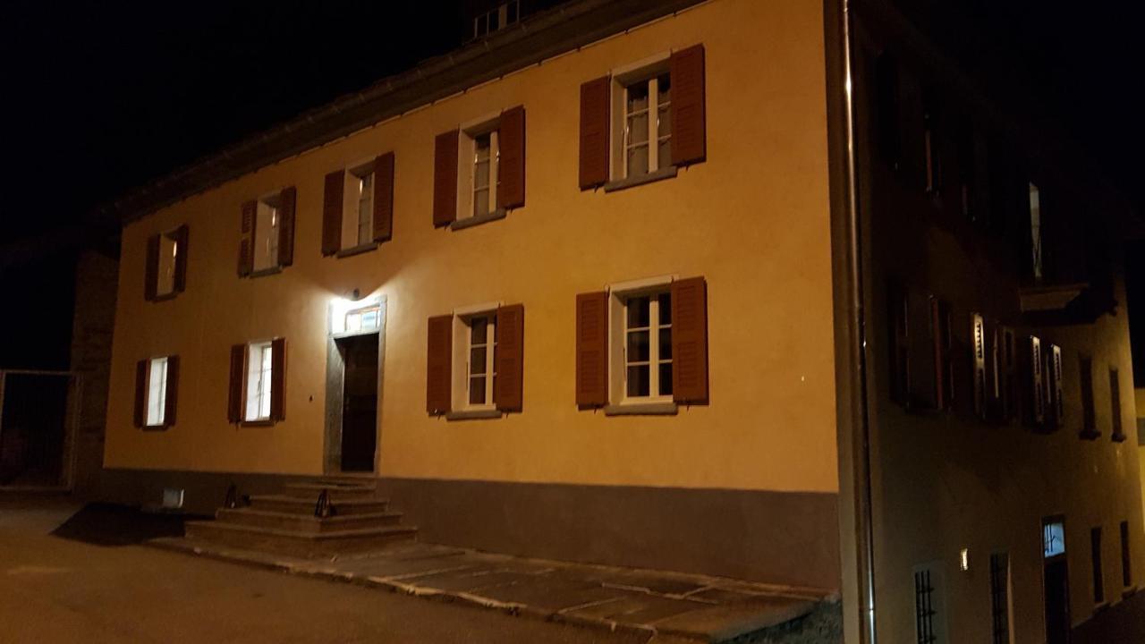 Bnb Ai Cav Calanca Arvigo Екстериор снимка